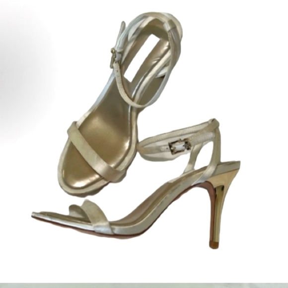 π 2X HOST PICK π BCBG MaxAzria MaβPalace Satin Open Toe Heels - Picture 9 of 15